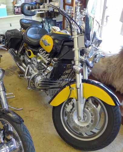 Honda GL1500C (VALKYRIE)