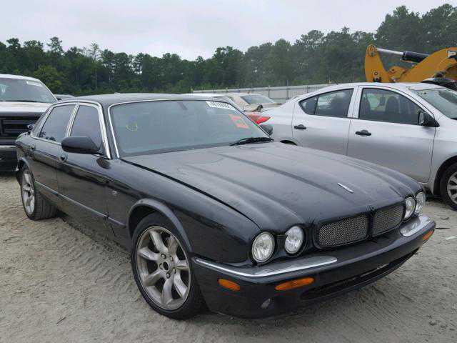 Jaguar XJR