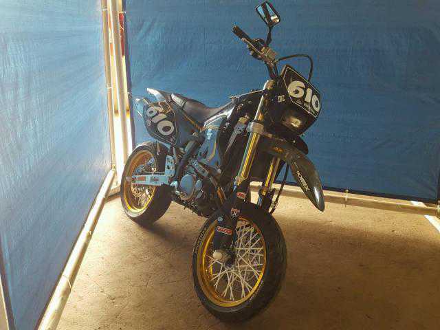 Suzuki DR-Z400SML