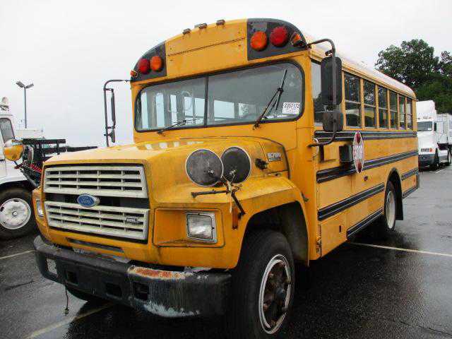 Ford B700