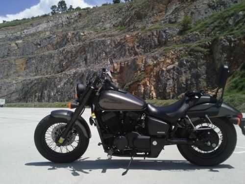 Honda VT750 (Shadow Phantom)