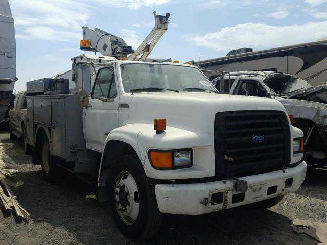 Ford F-700