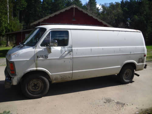 Dodge Ram Van