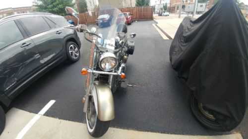 Suzuki VL1500 / VL1500T