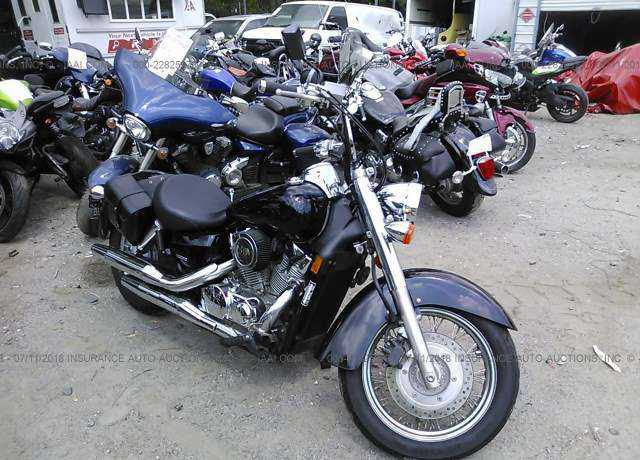 Honda VT750 (Shadow Aero)