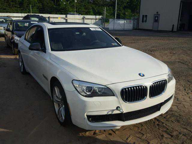 BMW 740i