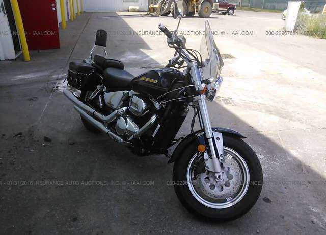 Suzuki VZ800K