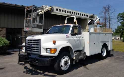 Ford F-700