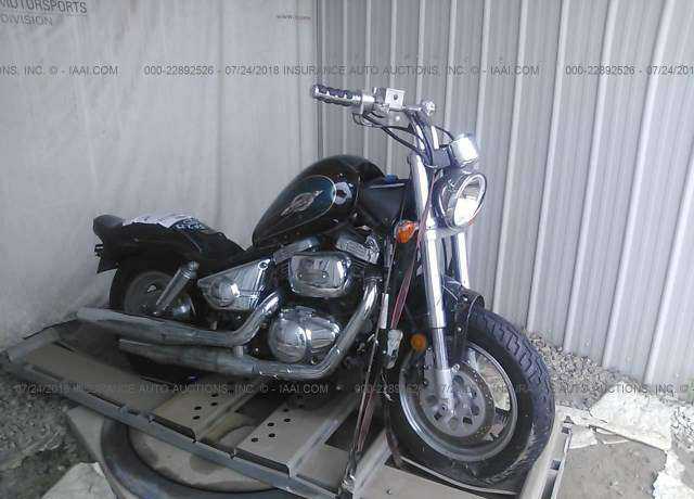 Suzuki VZ800
