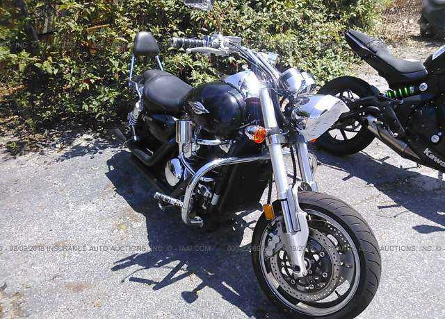Suzuki VZ1600
