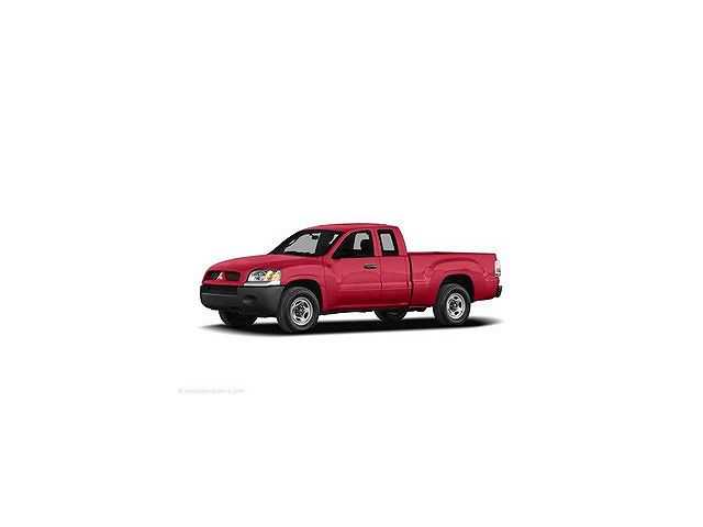 Mitsubishi Raider