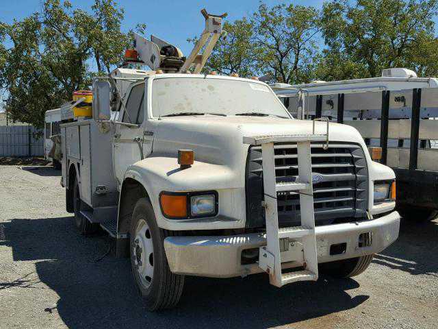Ford F-700
