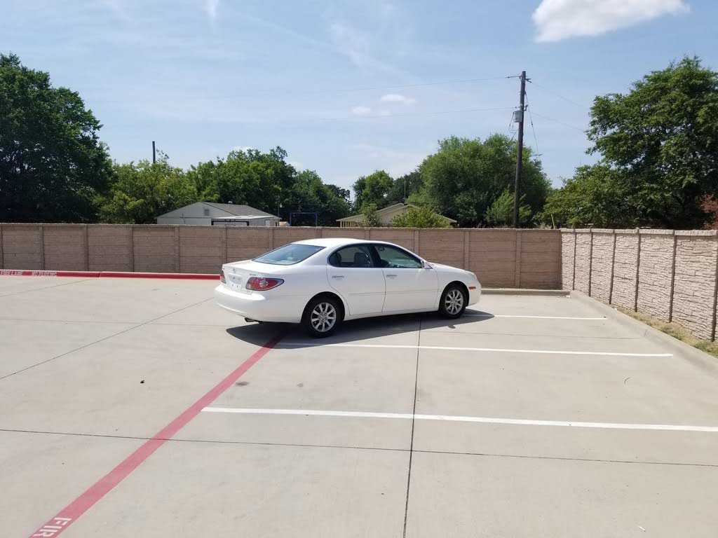 2004 Lexus ES