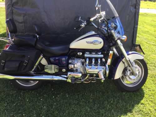 Honda GL1500C (VALKYRIE)