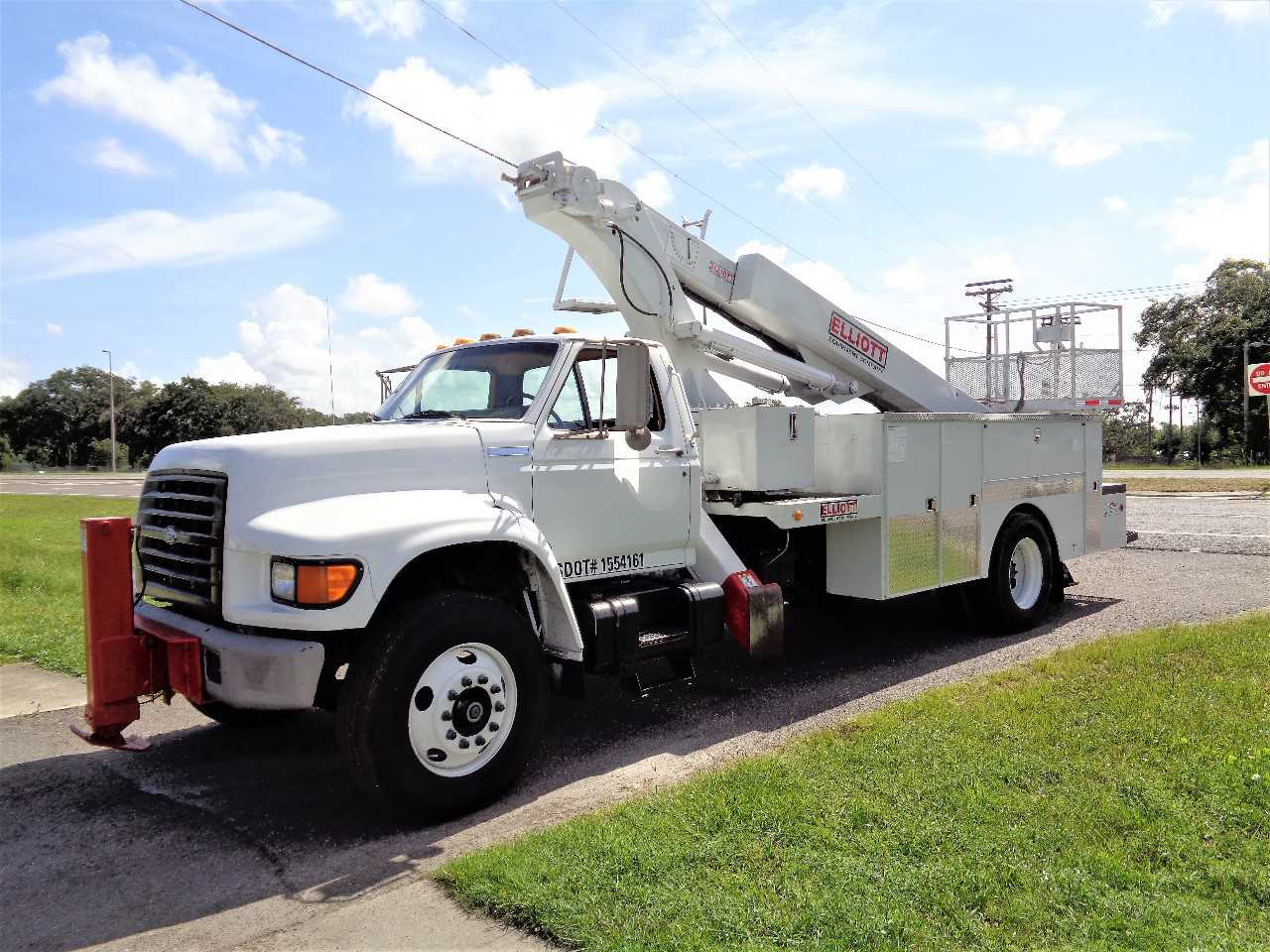 Ford F-800