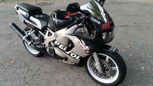 Honda CBR900