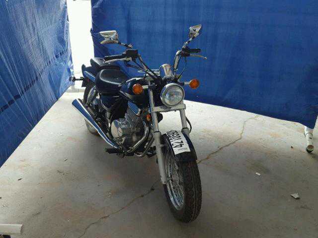 Suzuki GZ250