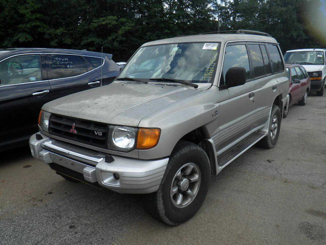 Mitsubishi Montero