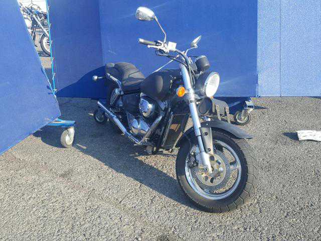 Suzuki VZ800