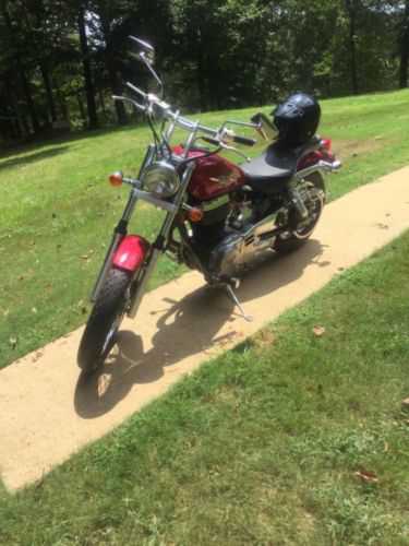 Suzuki LS650