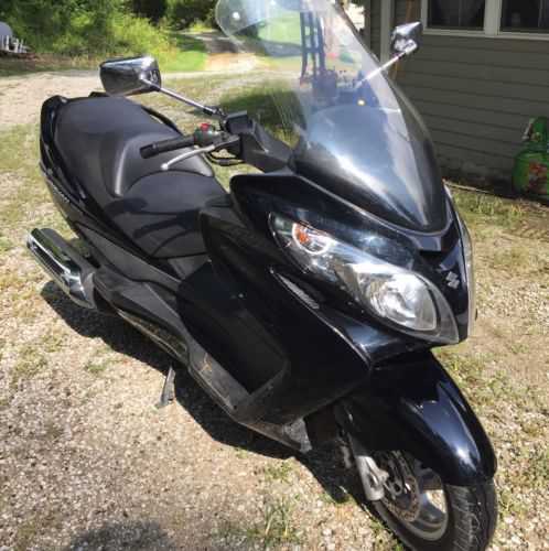 Suzuki AN400