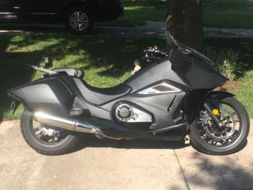Honda NC700JD (NM4)