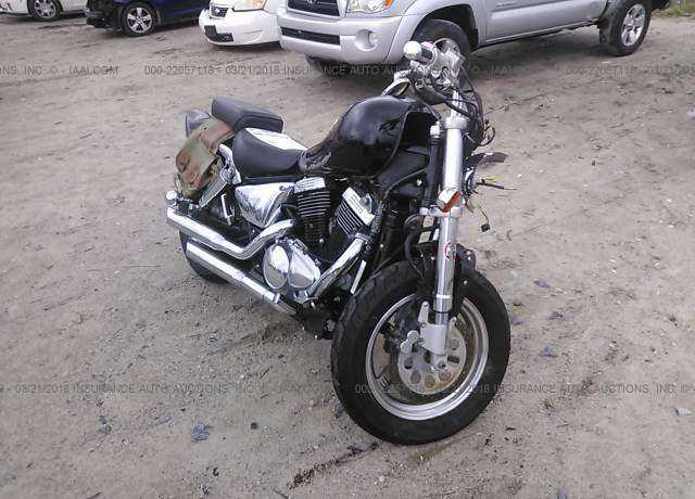 Suzuki VZ800K