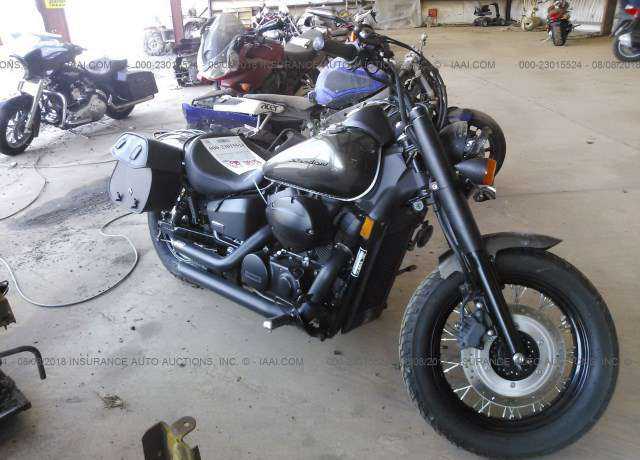Honda VT750 (Shadow Phantom)