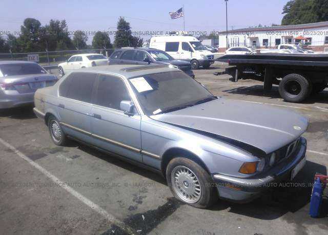 BMW 735iL