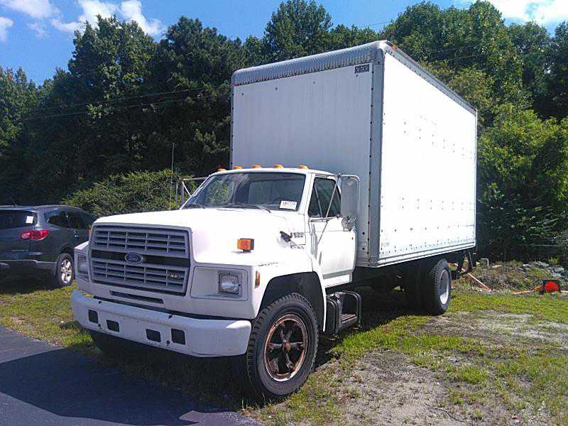 Ford F-600