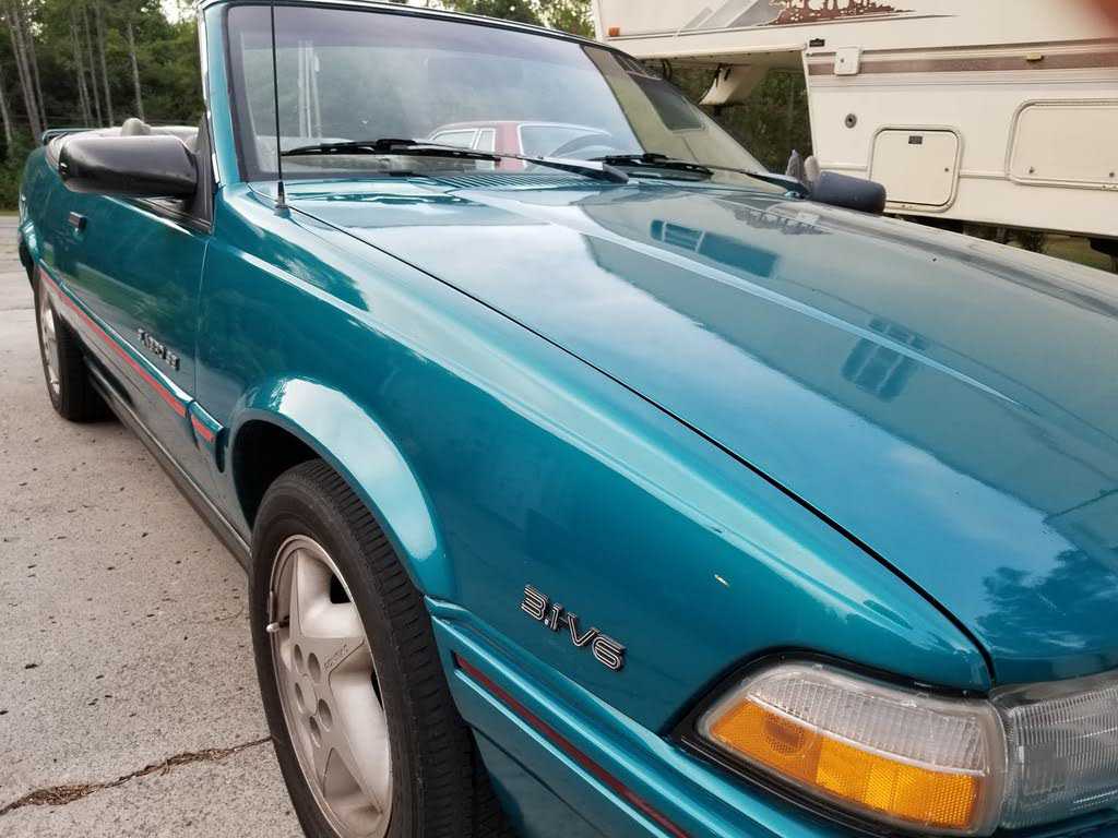 Pontiac Sunbird
