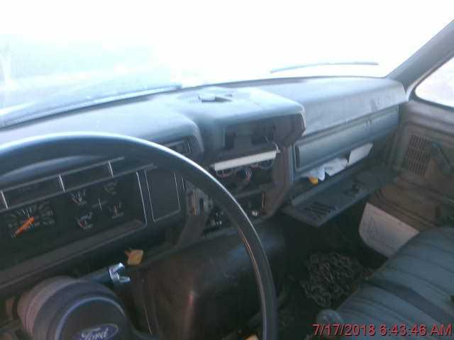 Ford F-700