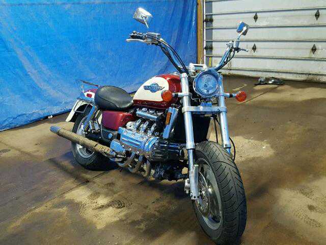 Honda GL1500C (VALKYRIE)
