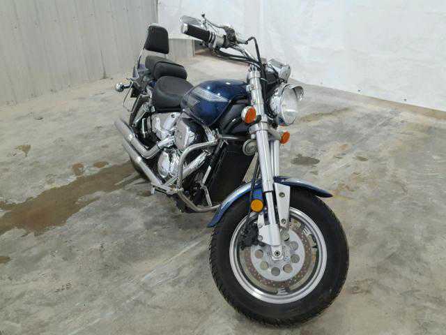 Suzuki VZ800