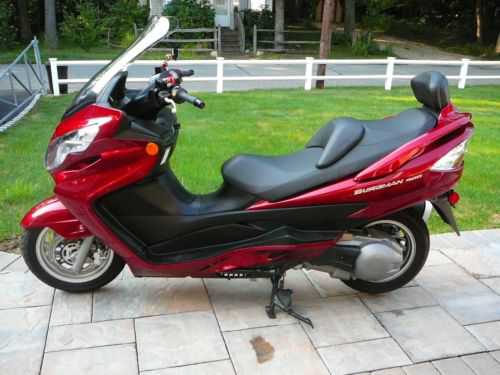 Suzuki AN400