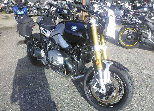 BMW R nineT