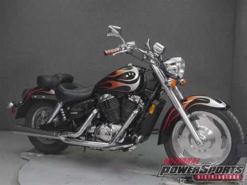 Honda VT1100C2 (SHADOW SABRE)