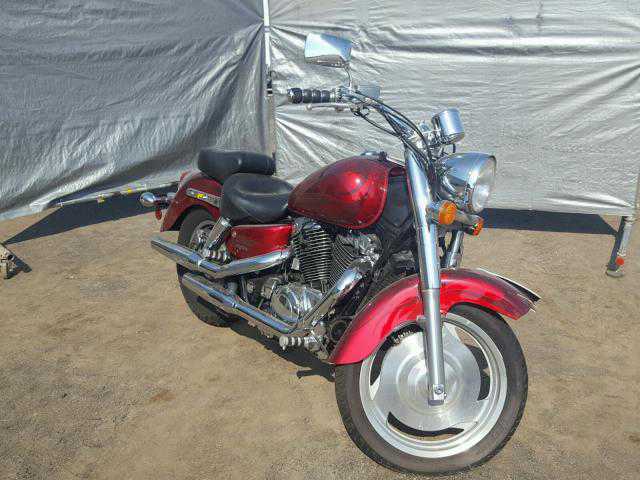Honda VT1100C2 (SHADOW SABRE)