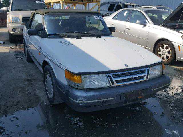 Saab 900