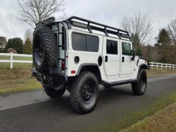 HUMMER H1