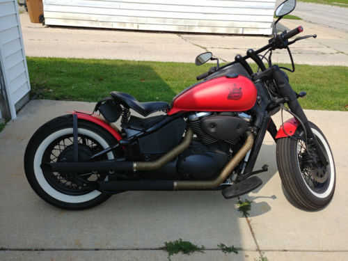 Suzuki VL800