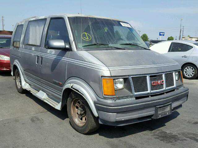 GMC Safari