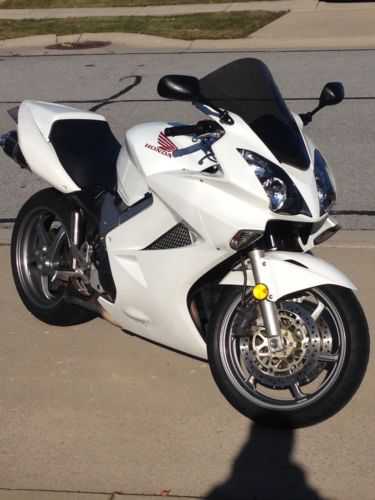 Honda VFR800 (INTERCEPTOR)