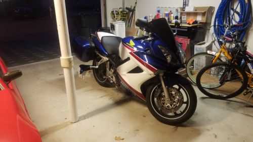 Honda VFR800 (INTERCEPTOR)