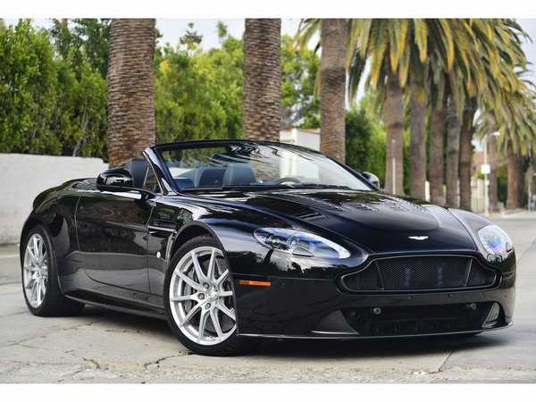 Aston Martin V12 Vantage