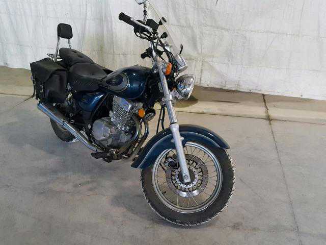 Suzuki GZ250