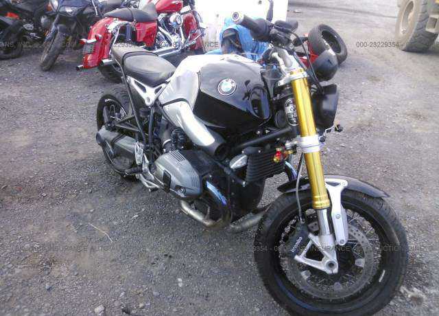 BMW R nineT