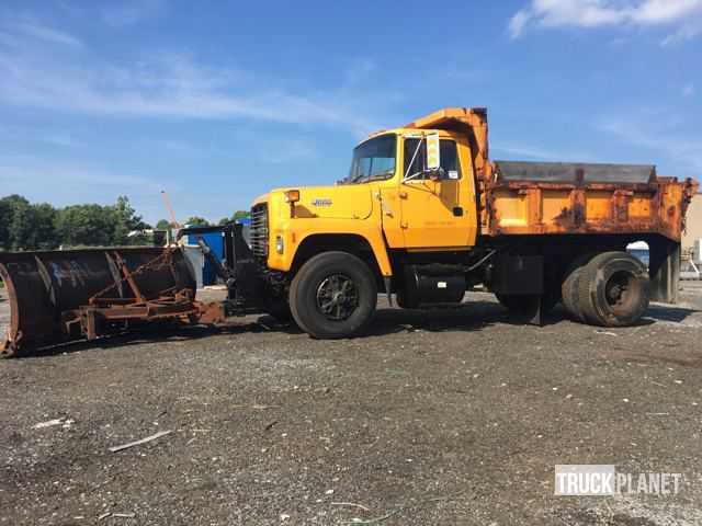 Ford L8000