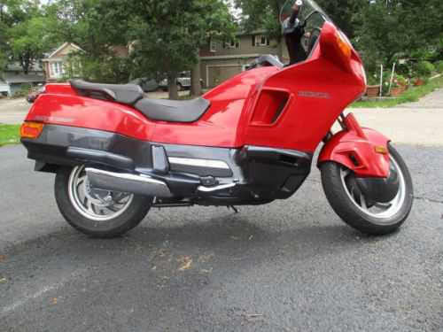 Honda PC800 (PACIFIC COAST)