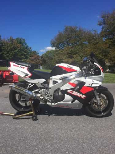 Honda CBR900